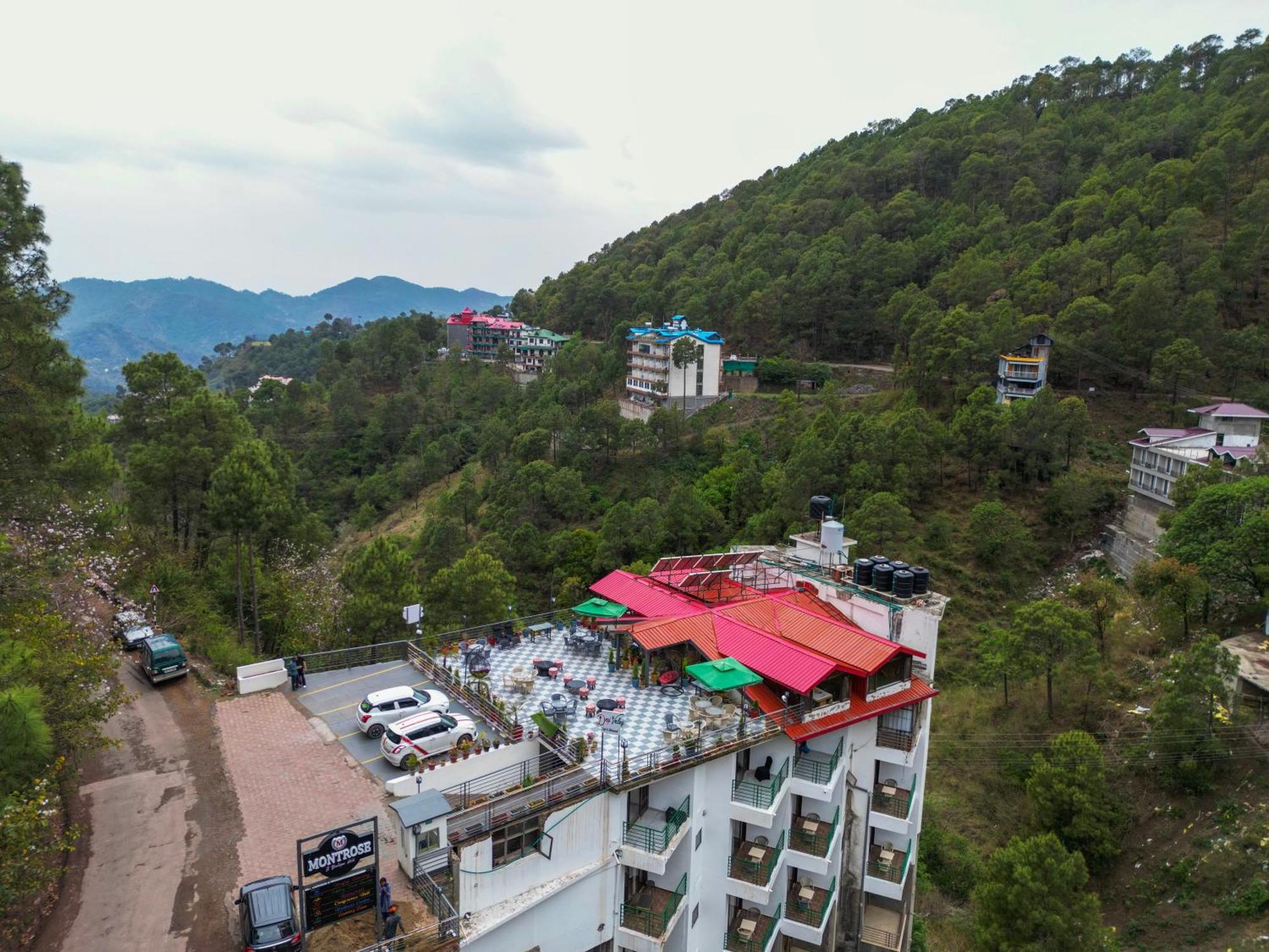 Готель The Kasauli Walk Екстер'єр фото